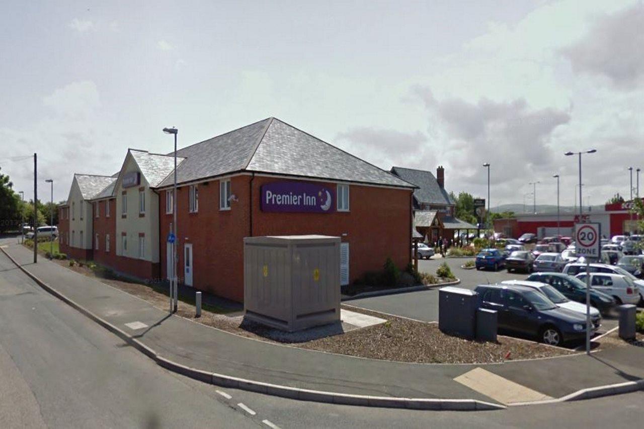 Premier Inn Premier Inn Rhuddlan Ngoại thất bức ảnh