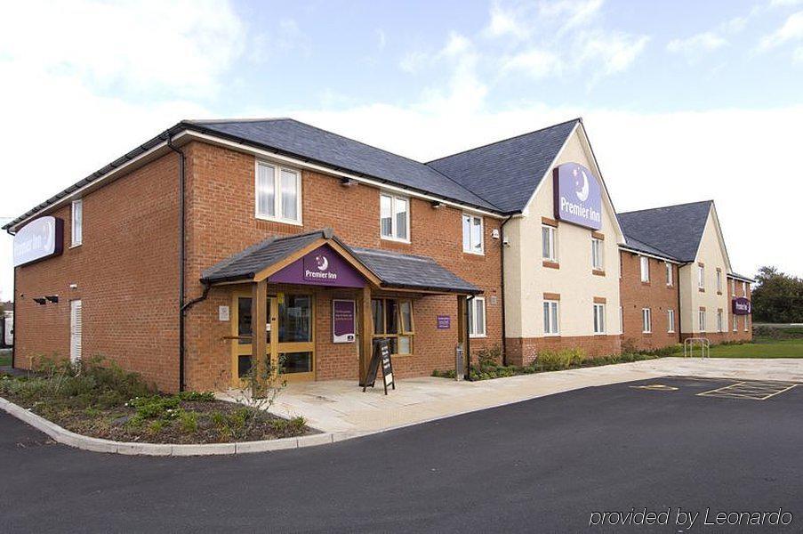 Premier Inn Premier Inn Rhuddlan Ngoại thất bức ảnh