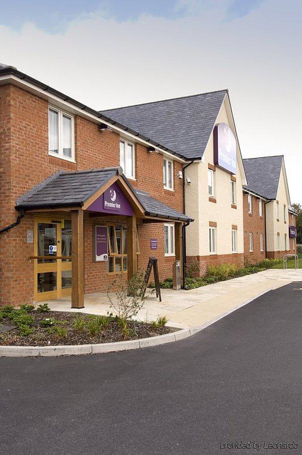 Premier Inn Premier Inn Rhuddlan Ngoại thất bức ảnh