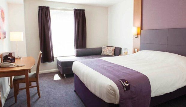 Premier Inn Premier Inn Rhuddlan Ngoại thất bức ảnh